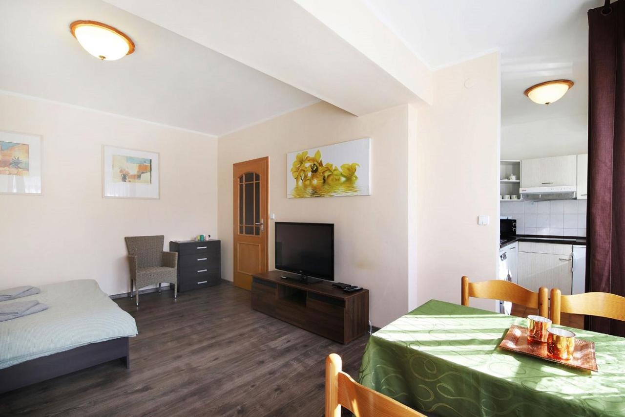 Ferienwohnung Lanovka Jáchymov Exterior foto
