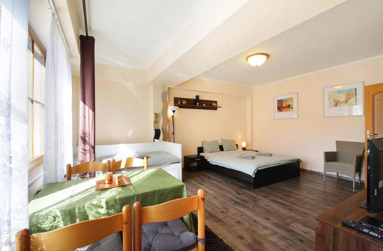 Ferienwohnung Lanovka Jáchymov Exterior foto