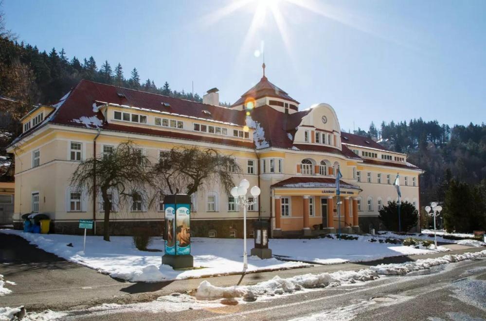 Ferienwohnung Lanovka Jáchymov Exterior foto